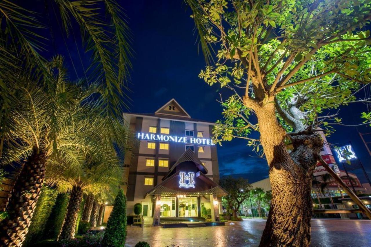Harmonize Hotel- Sha Extra Plus Chiang Mai Exterior photo
